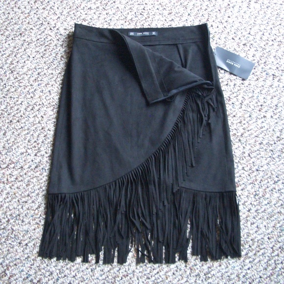 COPY - Zara black faux suede wrap skirt w/fringe XS new - Picture 5 of 8